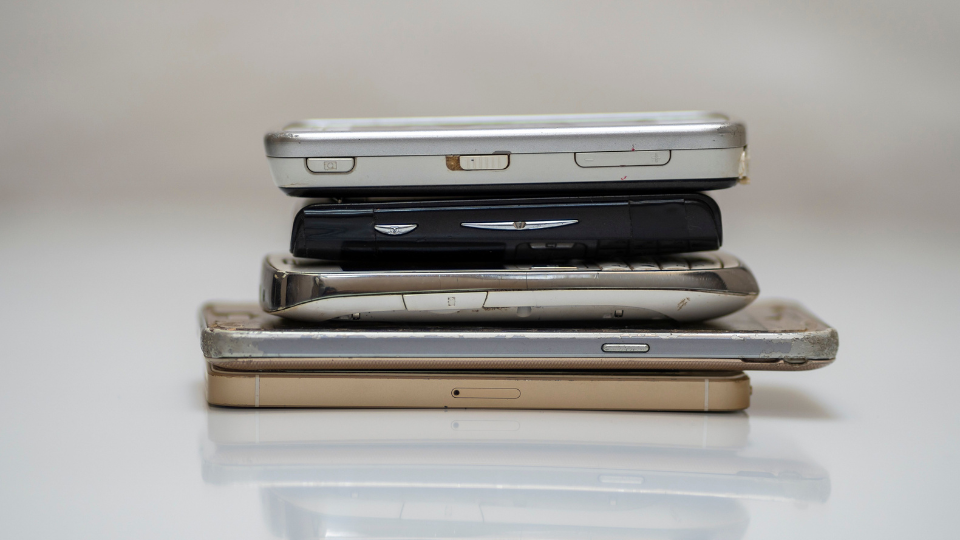 stack-of-old-phones
